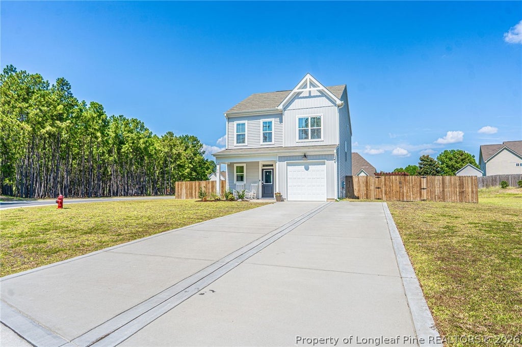 Photo of 70 Walkabout Drive, Aberdeen, NC 28315 (MLS # 769677)