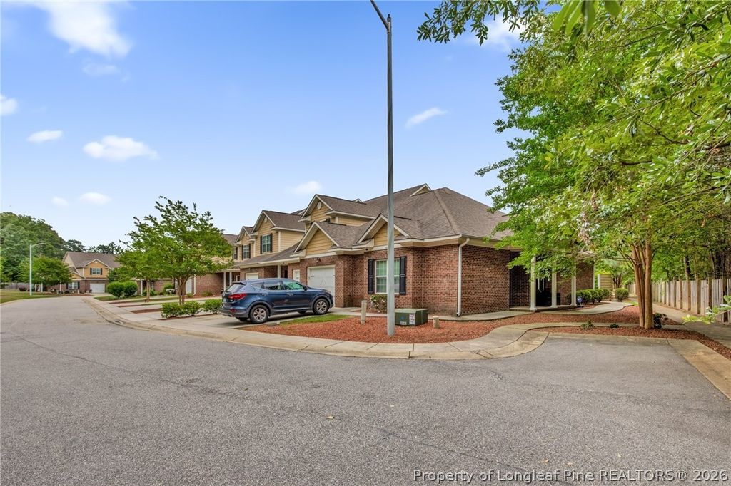 Photo of 1106 Braybrooke Place, Fayetteville, NC 28314 (MLS # 762302)