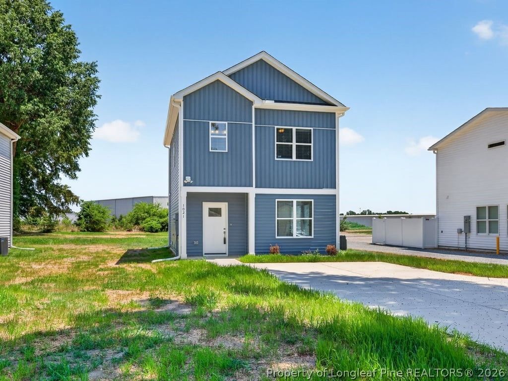 Photo of 1021 E Harnett Street, Dunn, NC 28334 (MLS # 764348)