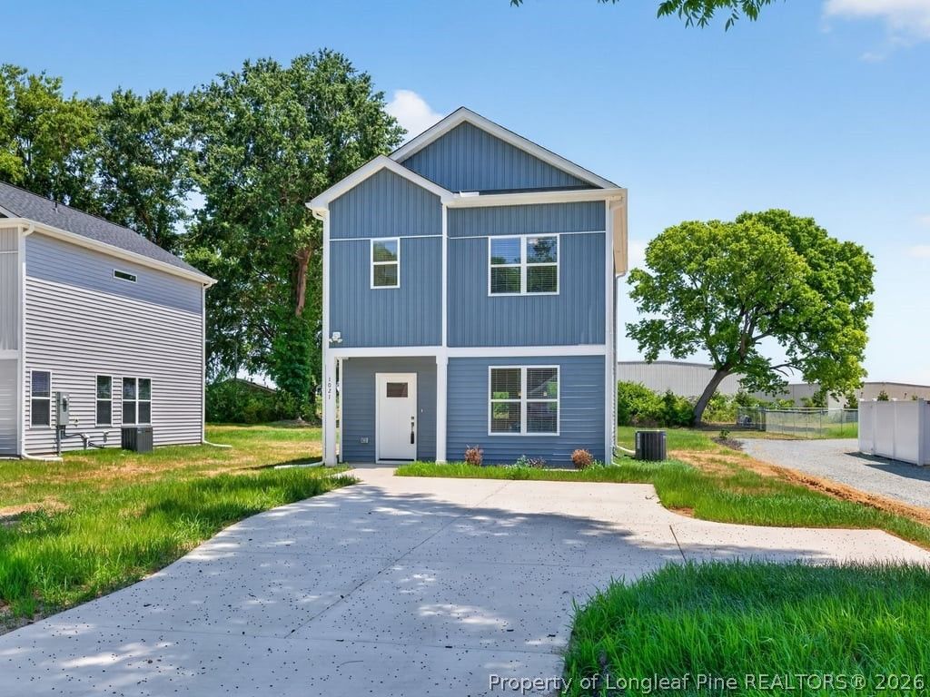 Photo of 1021 E Harnett Street, Dunn, NC 28334 (MLS # 764348)