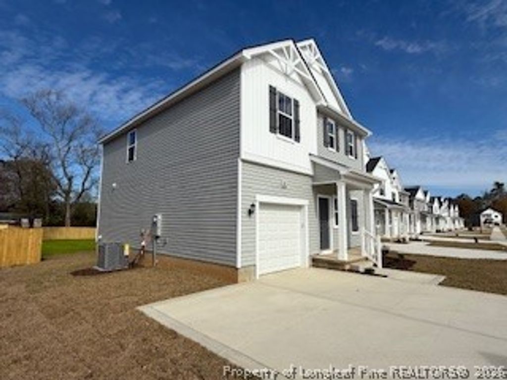 Photo of 41 Stout Landing Ldg, Dunn, NC 28334 (MLS # 759381)