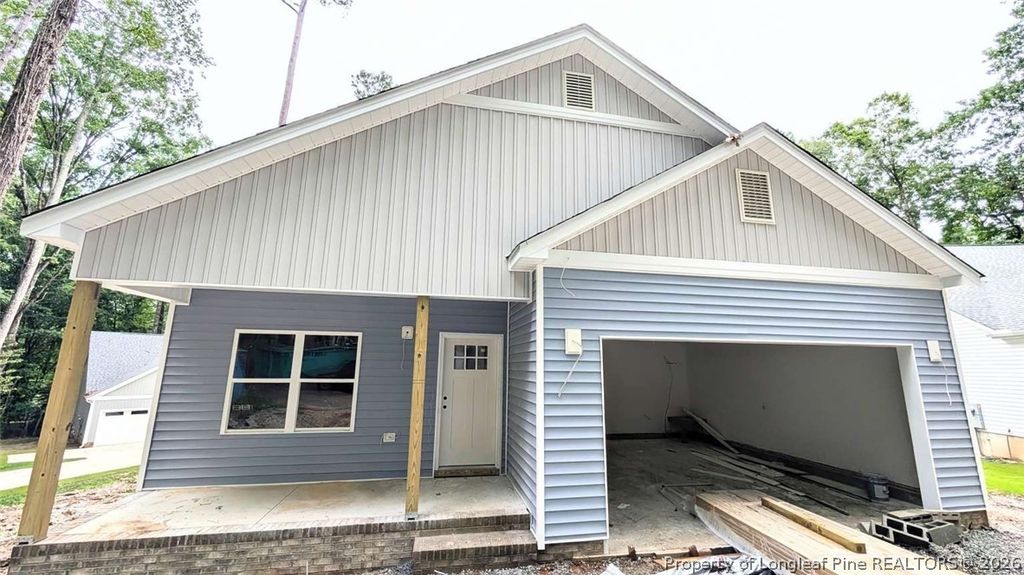 Photo of 3259 Yorkshire Circle, Sanford, NC 27332 (MLS # 766612)