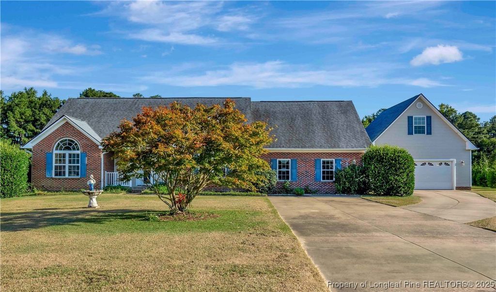 Photo of 7066 Farmland Court, Hope Mills, NC 28348 (MLS # 750067)