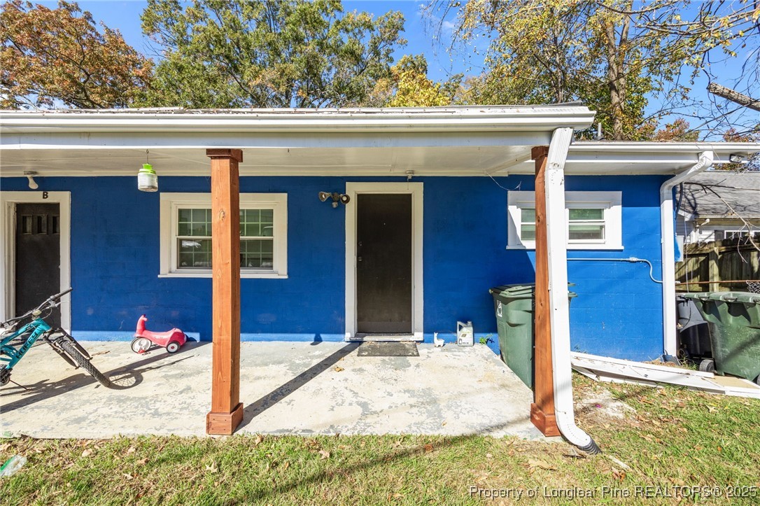 3530 Riverside Drive