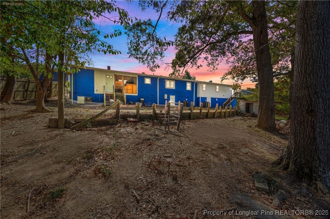 3530 Riverside Drive