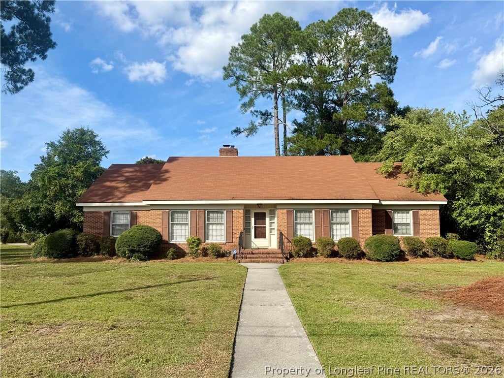 Photo of 112 Elmhurst Drive, Lumberton, NC 28358 (MLS # 769045)