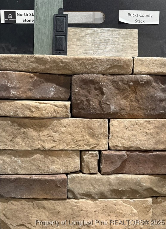 282 Sacksonia Street