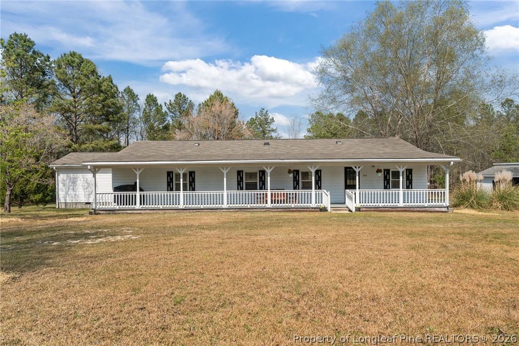 Photo of 202 Katherine Drive, Sanford, NC 27332 (MLS # 760046)
