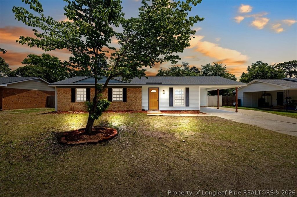 Photo of 5973 Richfield Avenue, Hope Mills, NC 28348 (MLS # 761731)