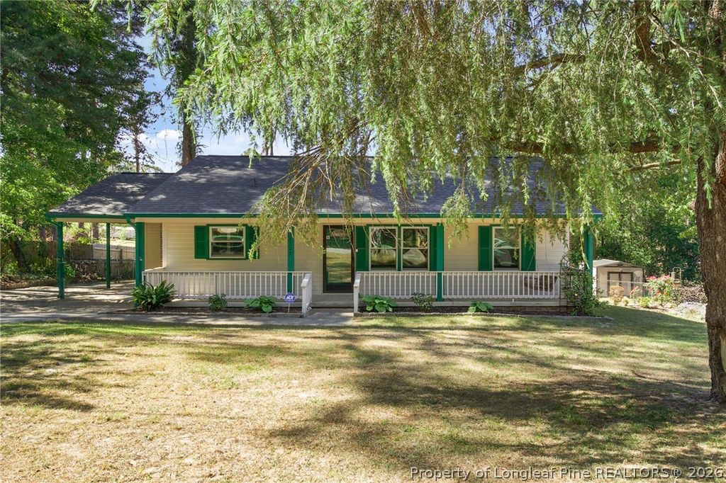 Photo of 5107 Hayden Lane, Fayetteville, NC 28304 (MLS # 761191)