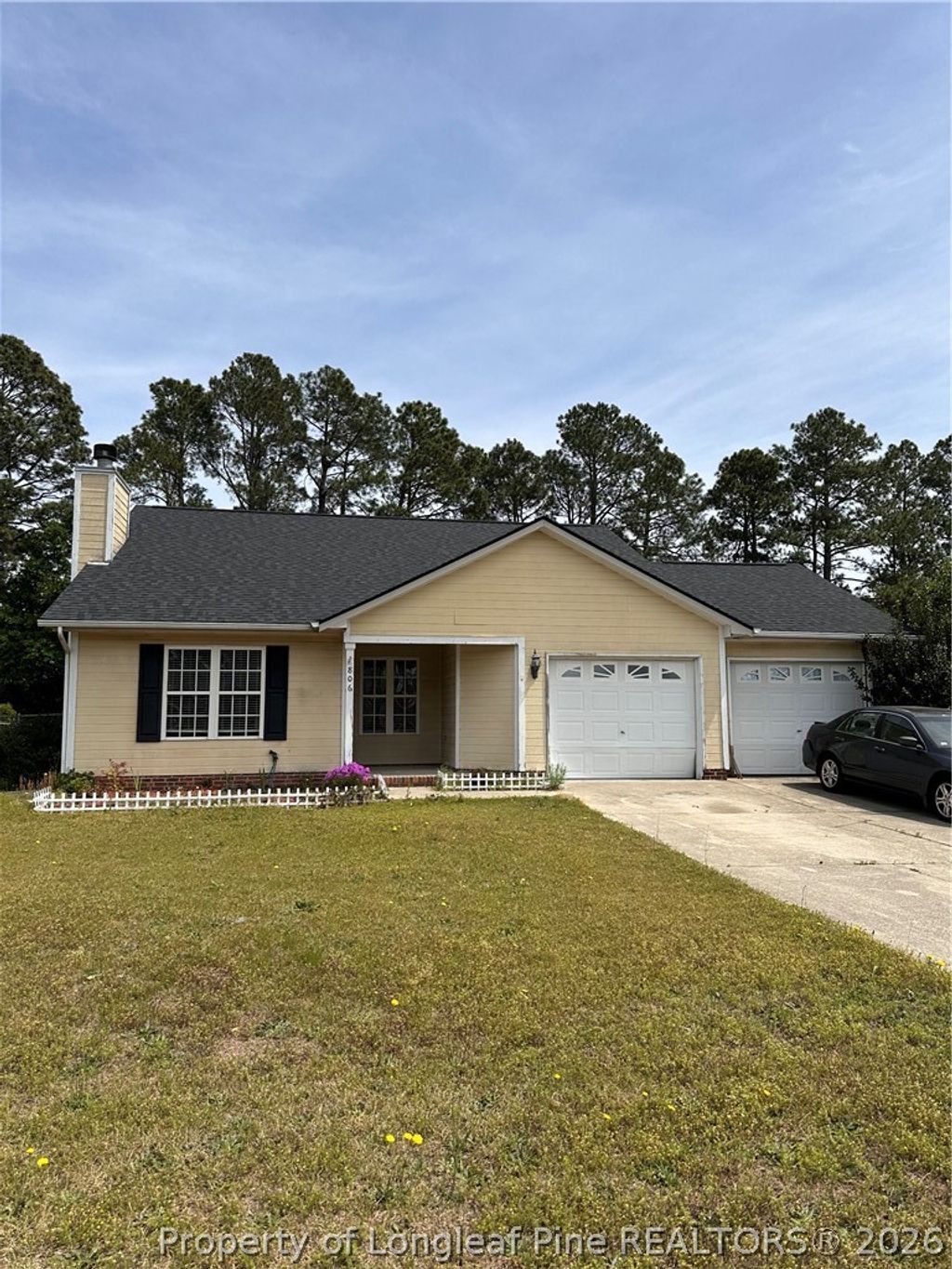Photo of 806 S Buckeye Drive, Raeford, NC 28376 (MLS # 760356)