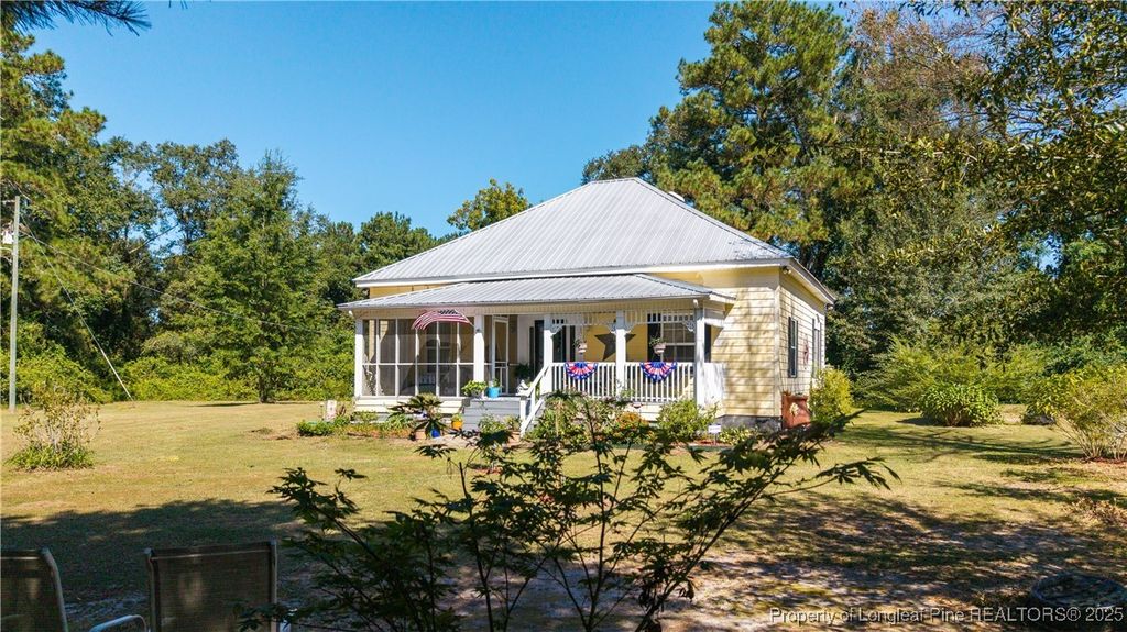 Photo of 1560 Register Sutton Road, Rose Hill, NC 28458 (MLS # 751805)