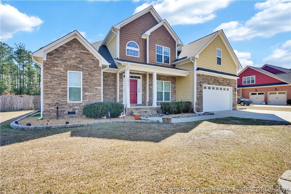 Photo of 2816 Sand Trap Lane, Hope Mills, NC 28348 (MLS # 759197)