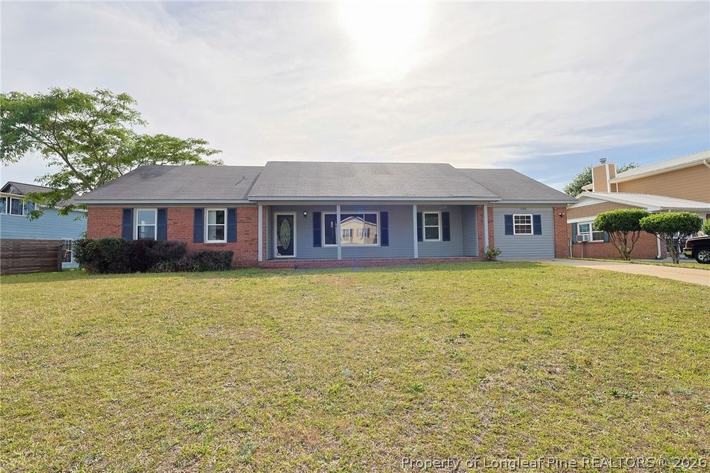 Photo of 1686 Jersey Drive, Fayetteville, NC 28314 (MLS # 762332)