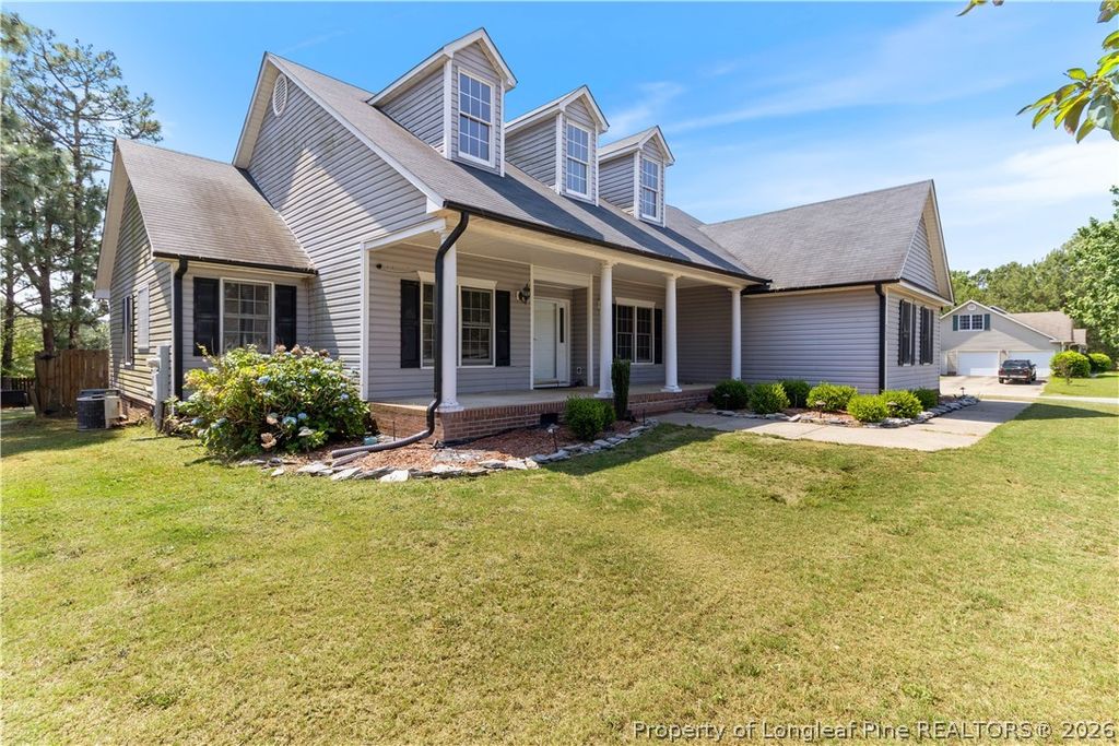 Photo of 732 Stone Cross Drive, Spring Lake, NC 28390 (MLS # 762884)