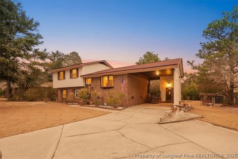 Photo of 5828 Fairway Drive, Hope Mills, NC 28348 (MLS # 758185)