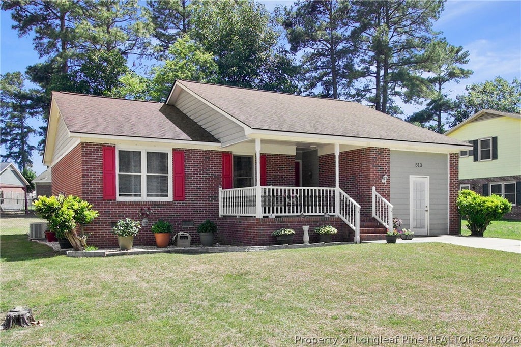 Photo of 613 Prestige Boulevard, Fayetteville, NC 28314 (MLS # 763522)