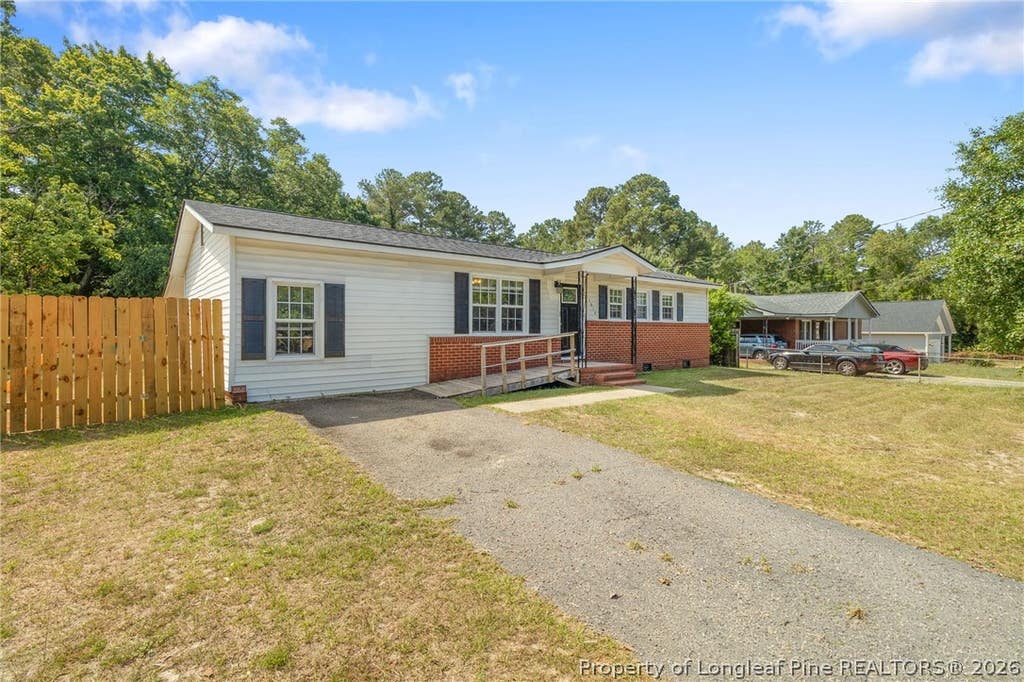 Photo of 1614 Gardenia Avenue, Fayetteville, NC 28311 (MLS # 767689)