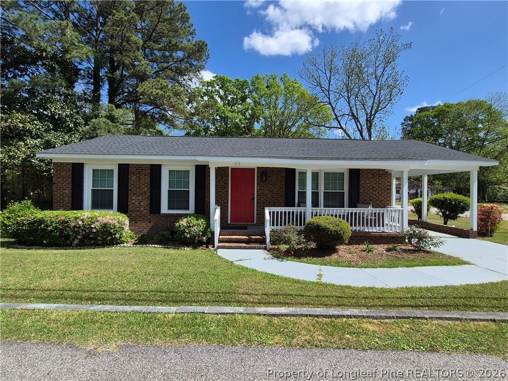 Photo of 103 Robeson Street, Lumberton, NC 28358 (MLS # 760445)