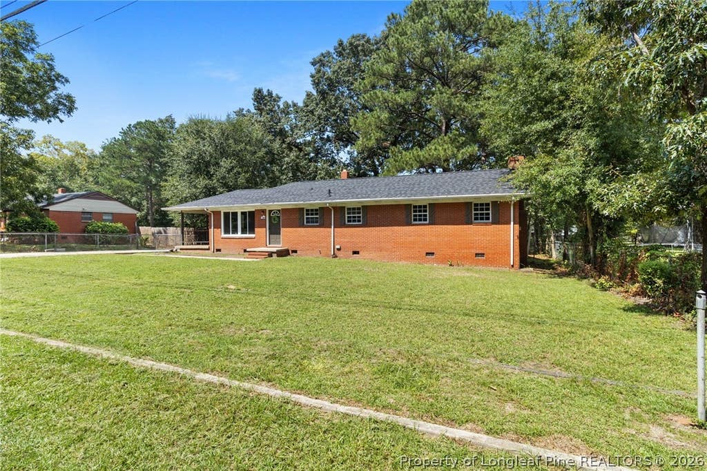 Photo of 1223 Stansfield Drive, Fayetteville, NC 28303 (MLS # 768282)