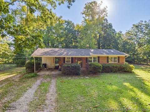 Photo of 3117 Kendale Drive, Sanford, NC 27330 (MLS # 770340)