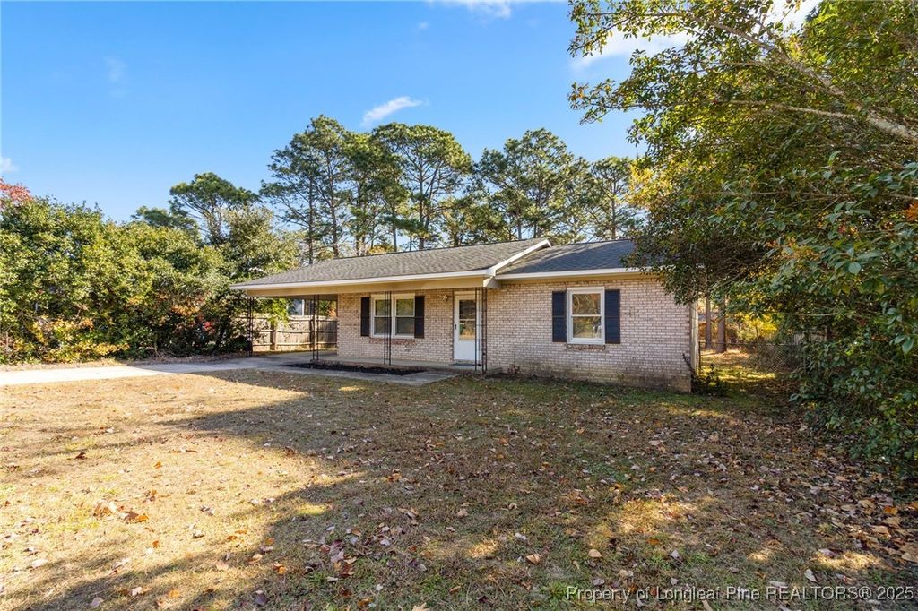 Photo of 3633 Metric Drive, Hope Mills, NC 28348 (MLS # 753596)