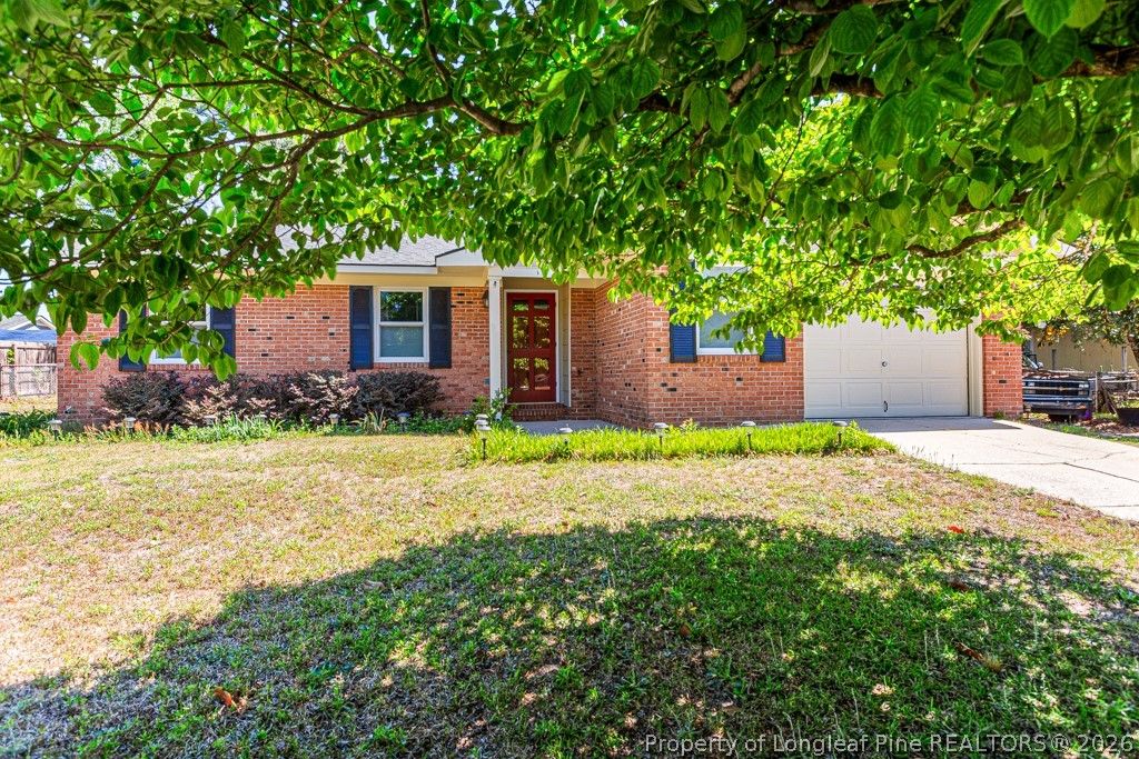 Photo of 5714 Crenshaw Drive, Hope Mills, NC 28348 (MLS # 762252)