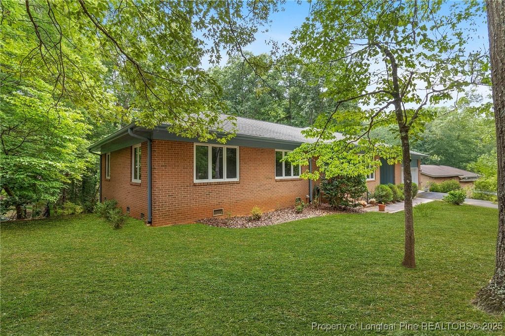 Photo of 3120 Sandwedge, Sanford, NC 27332 (MLS # 748074)