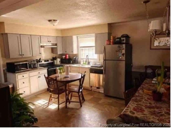 4627 Canterbury Road