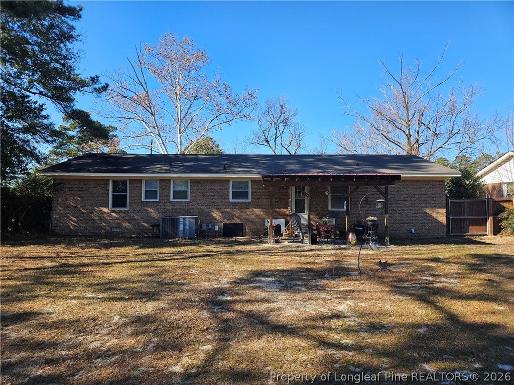 Photo of 4547 Legion Road, Hope Mills, NC 28348 (MLS # 759469)