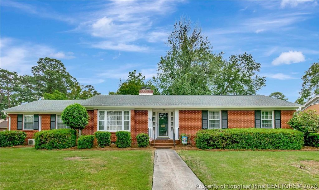 Photo of 601 W 31st Street, Lumberton, NC 28358 (MLS # 761894)