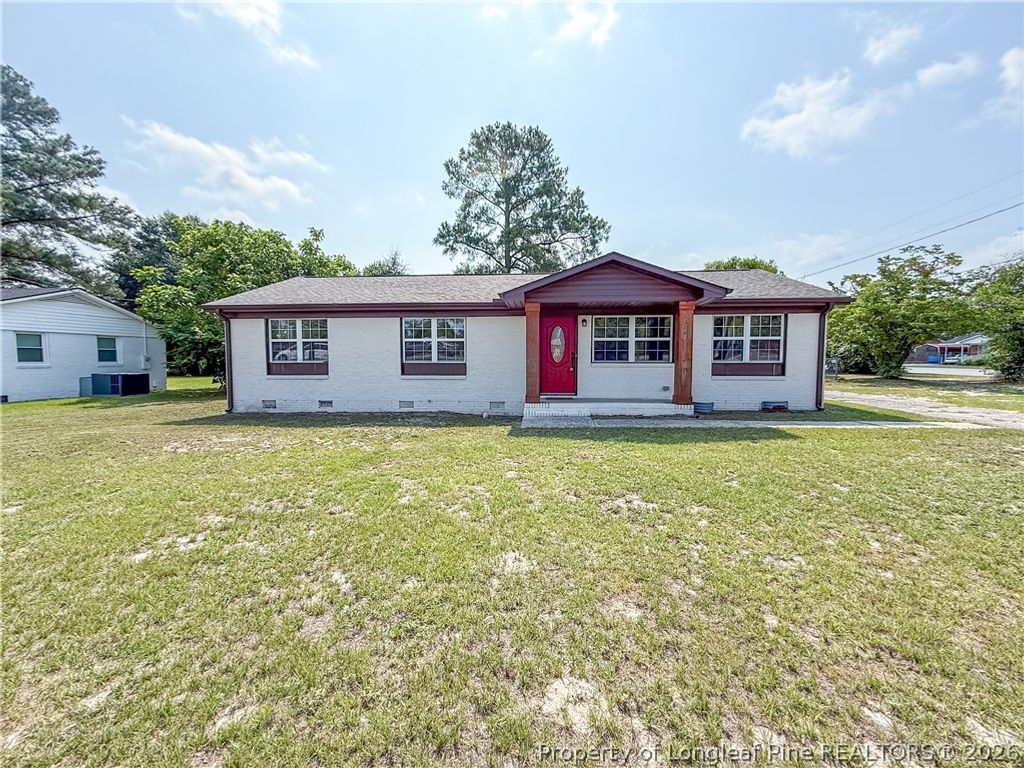 Photo of 3269 Legion Road, Hope Mills, NC 28348 (MLS # 766277)