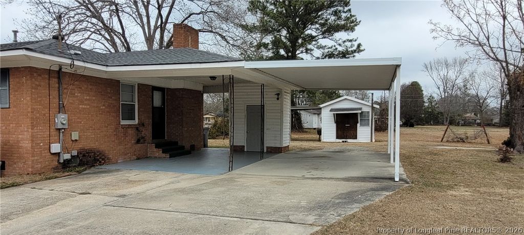 Photo of 206 Side Street, Lumberton, NC 28358 (MLS # 758042)