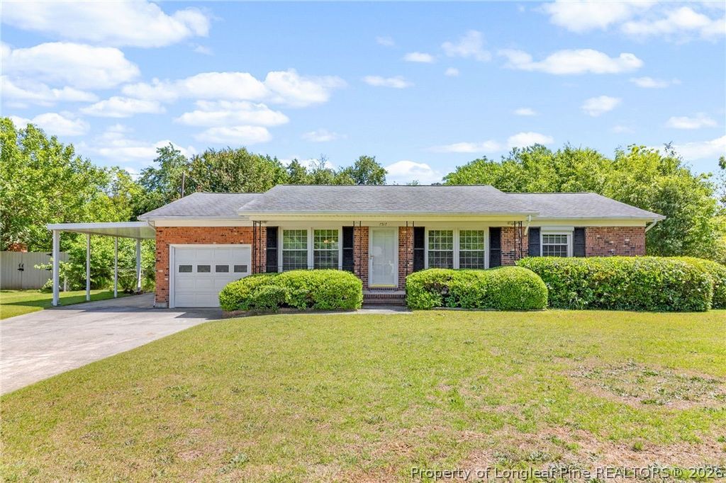 Photo of 7517 Bridgeman Drive, Fayetteville, NC 28303 (MLS # 760960)