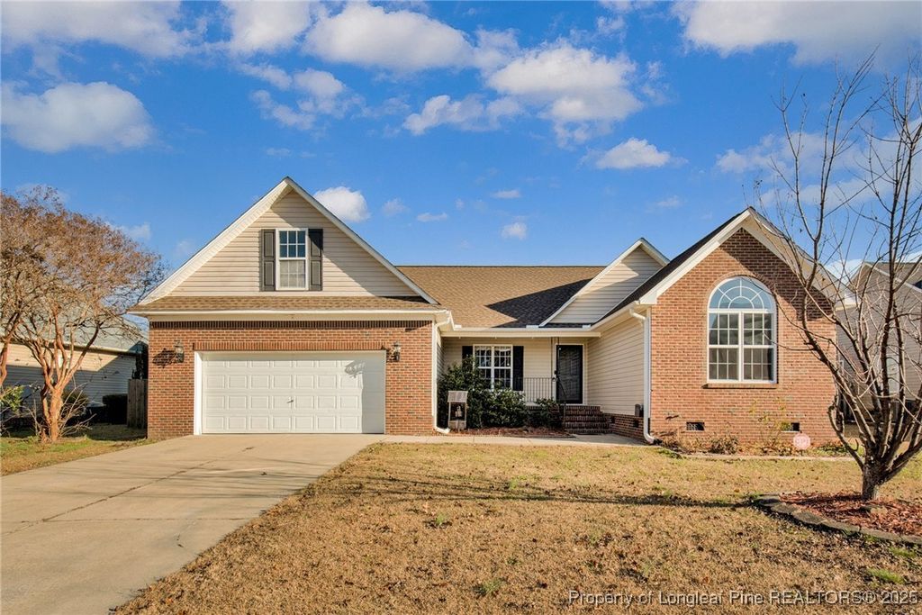 Photo of 1111 Thistle Gold Drive, Hope Mills, NC 28348 (MLS # 754660)