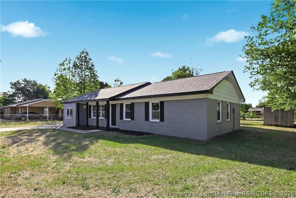 Photo of 3631 Kenny Drive, Hope Mills, NC 28348 (MLS # 761192)