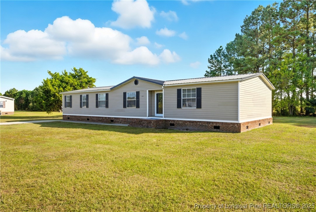 350 Ralph Hunt Boulevard