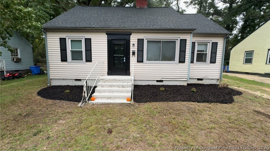 Photo of 307 Hawthorne Drive, Fayetteville, NC 28301 (MLS # 770777)