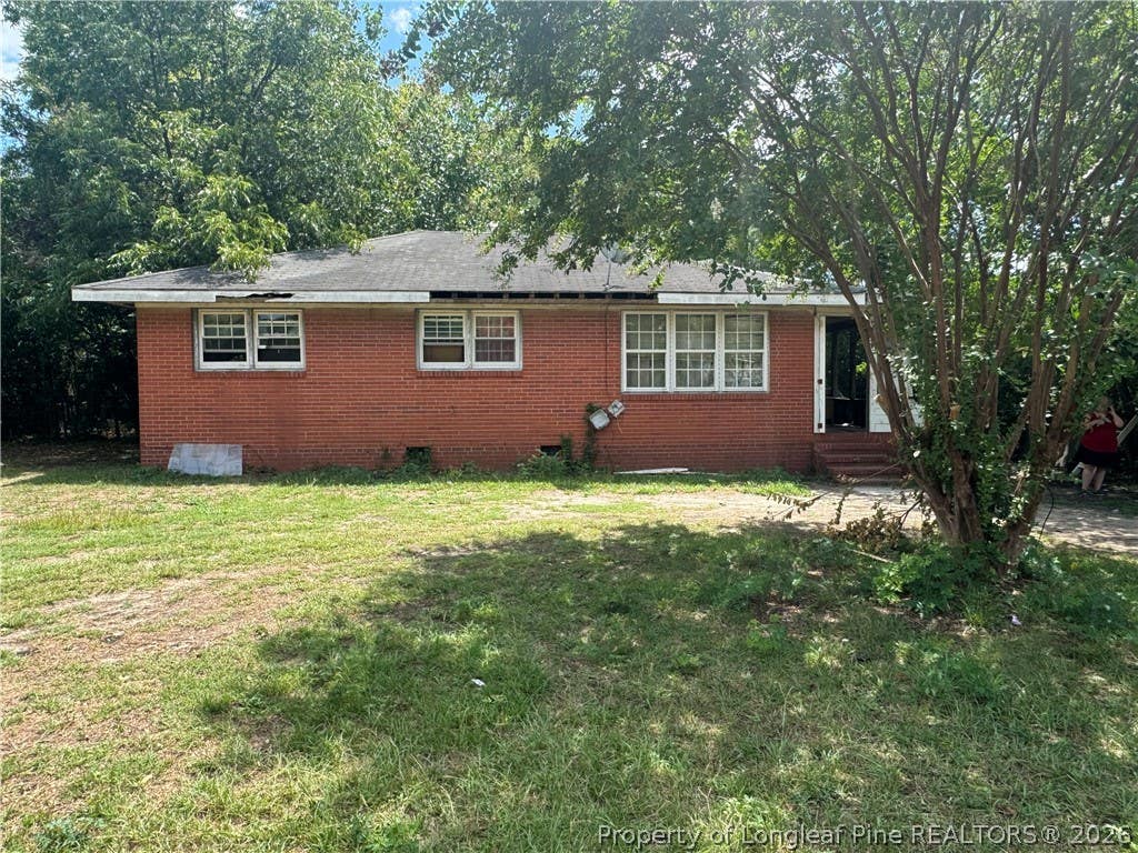 Photo of 5307 Williamsburgh Drive, Fayetteville, NC 28304 (MLS # 767160)
