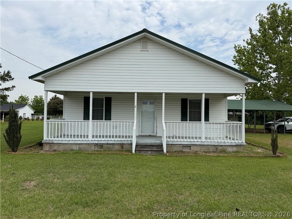 Photo of 1123 Merkle Lane, Clinton, NC 28328 (MLS # 762994)