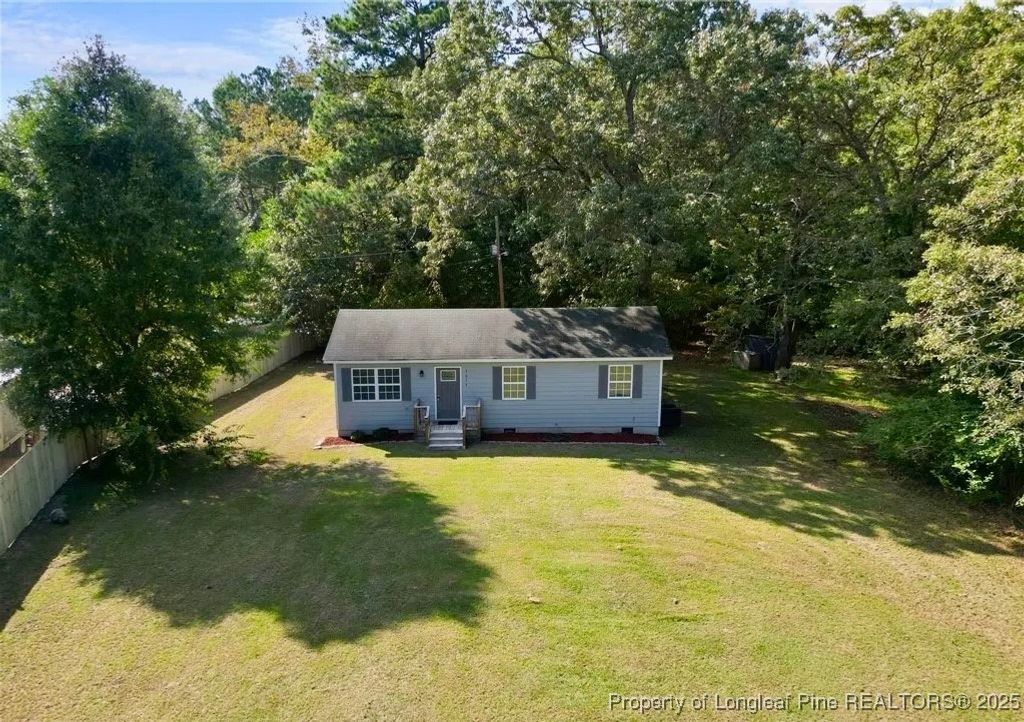 Photo of 4824 Grays Creek Church Road, Hope Mills, NC 28348 (MLS # 749162)
