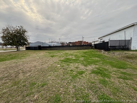 305 E FIRST Street E