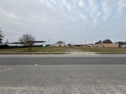Tiny photo for 305 E FIRST Street E, Lumberton, NC 28358 (MLS # 758596)
