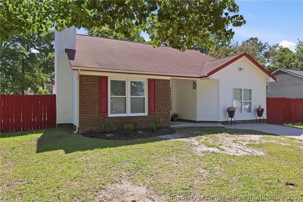 Photo of 7338 Pebblebrook Drive, Fayetteville, NC 28314 (MLS # 762018)