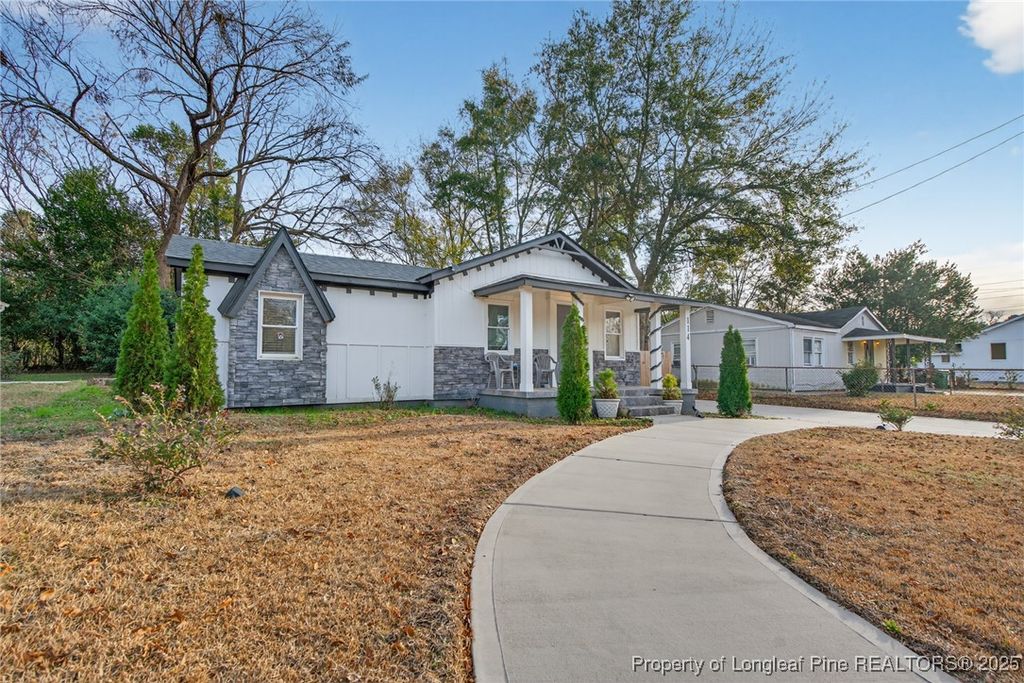 Photo of 114 Phillips Street, Fayetteville, NC 28301 (MLS # 755096)