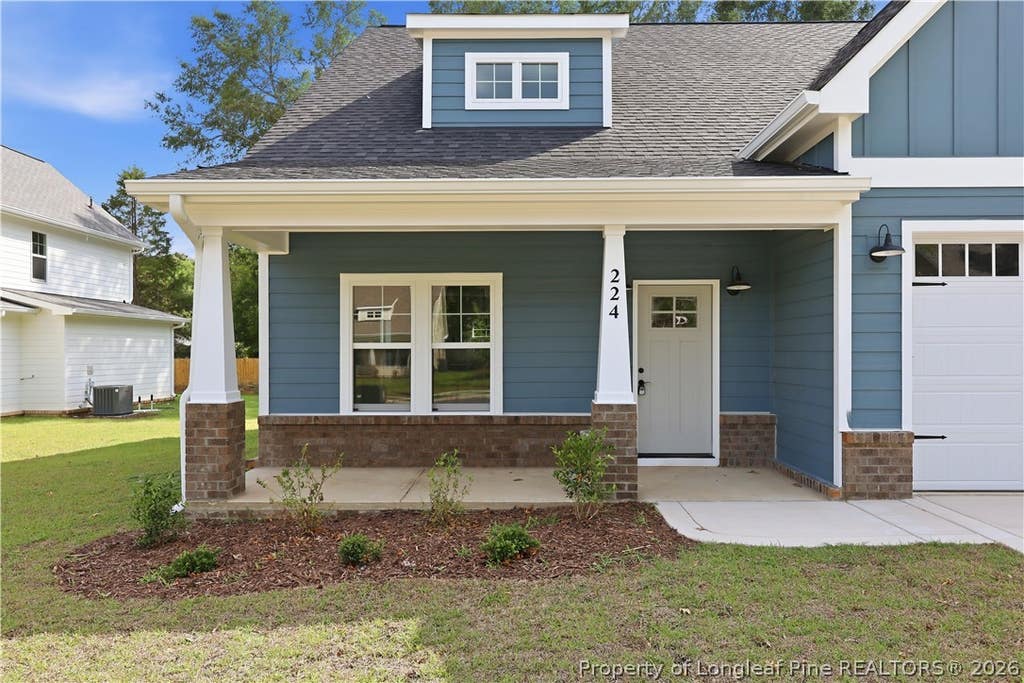 Photo of 224 Telluride Court, Aberdeen, NC 28315 (MLS # 767448)