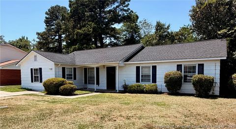 Photo of 606 Glensford Drive, Fayetteville, NC 28314 (MLS # 764357)