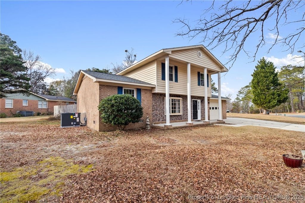 Photo of 6261 Stoney Point Loop, Fayetteville, NC 28306 (MLS # 752875)