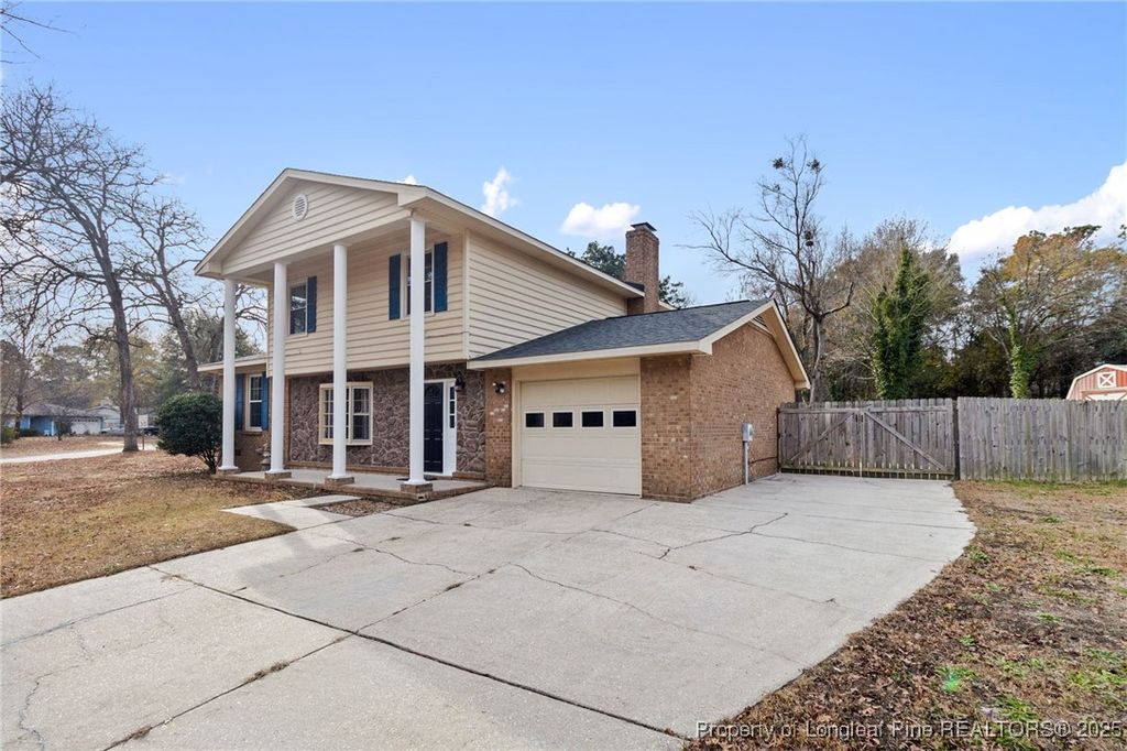 Photo of 6261 Stoney Point Loop, Fayetteville, NC 28306 (MLS # 752875)