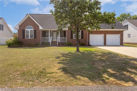 Photo of 5039 Woodspring Drive, Hope Mills, NC 28348 (MLS # 764578)